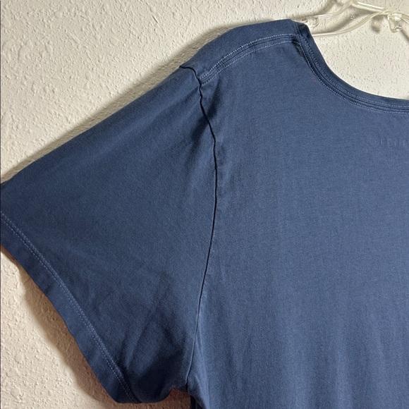 Life is Good Women's Spring Floral wreath pattern T-Shirt Navy Blue Size XL - Picture 10 of 11